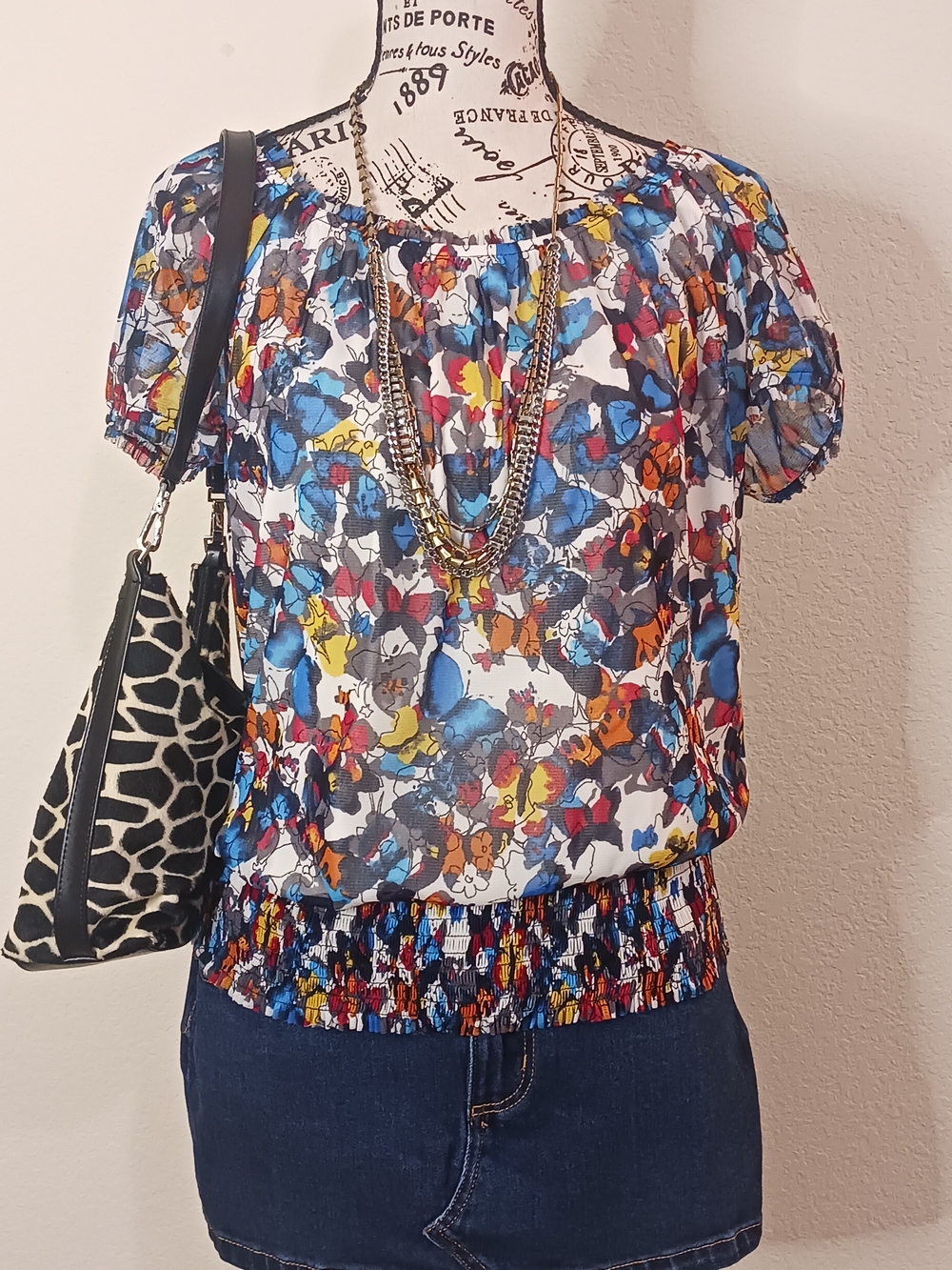 3/$20 💰 Womens Short Sleeve Fairy Top Butterfly Print S
